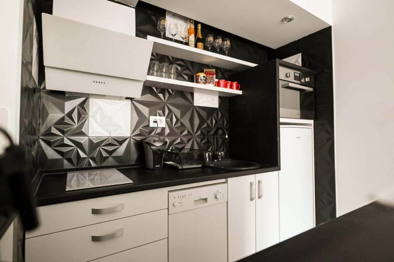 Chill Out Apartment Novi Sad Eksteriør billede