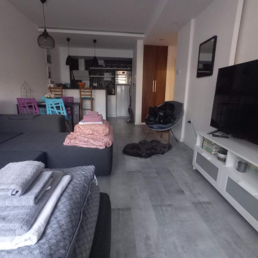 Chill Out Apartment Novi Sad Eksteriør billede